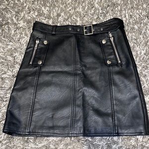 Topshop faux leather skirt - barely worn